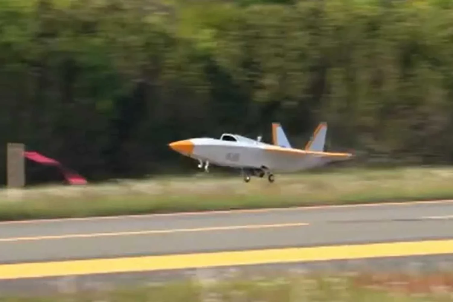 Subaru entrega UAV experimental para treinamento de pilotos do Japão