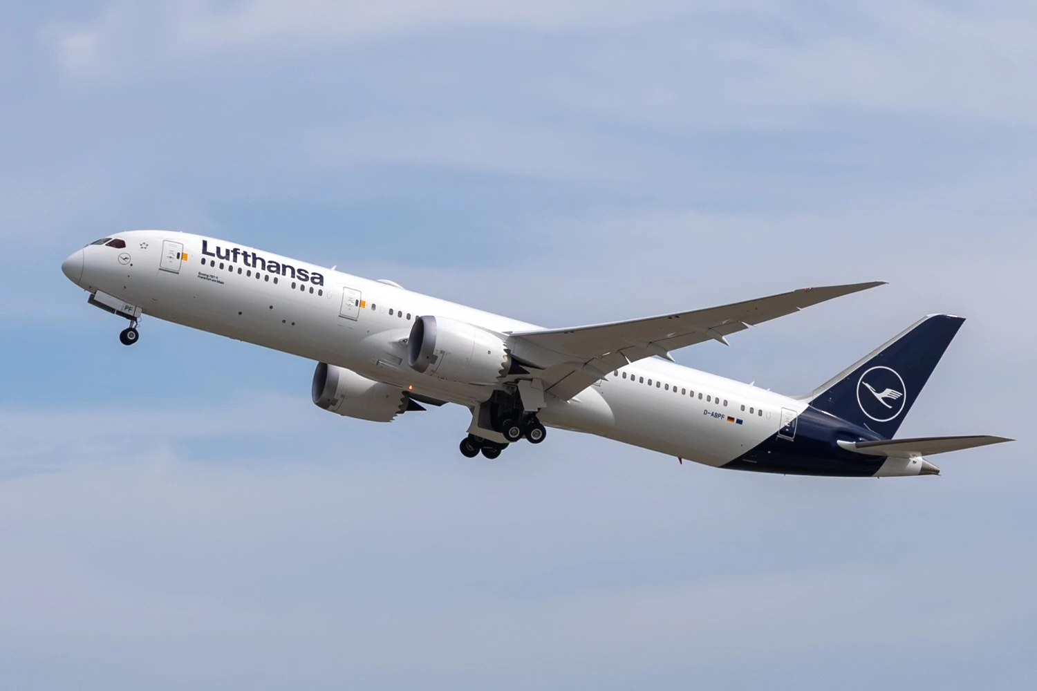 Lufthansa espera receber vários Dreamliners nas próximas semanas (Lufthansa)
