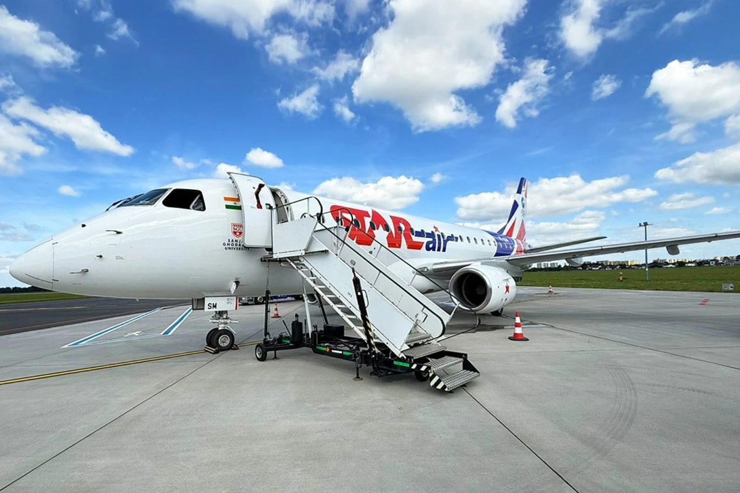 O 6º jato E175 da Star Air (Star Air)