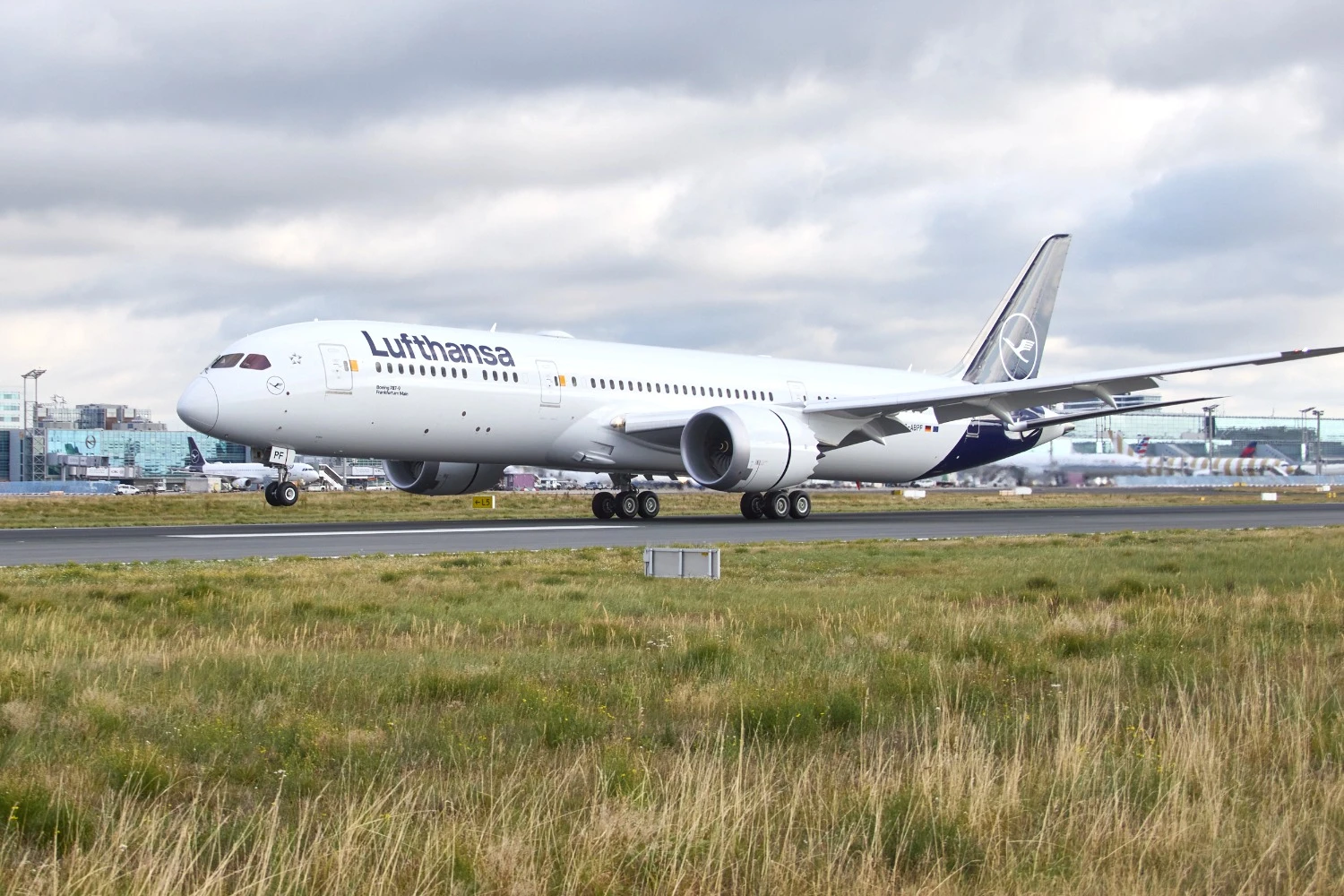 Lufthansa colocará o novo Boeing 787 com classe executiva Allegris em voos para o Rio