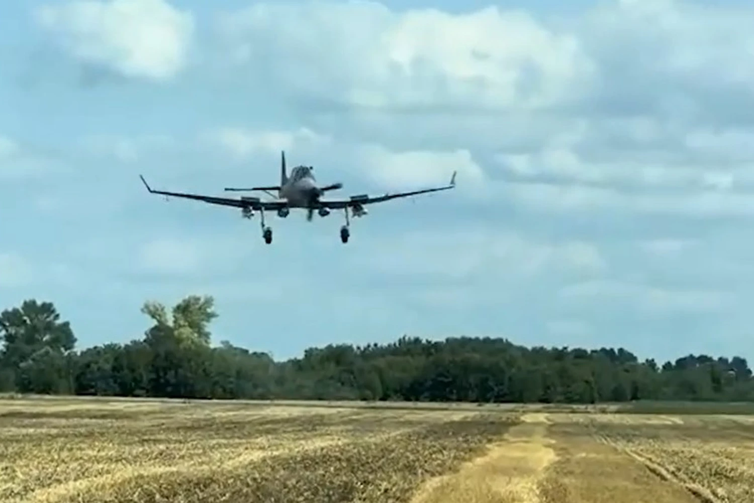 Ucrânia aposta em avião agrícola armado para abater drones