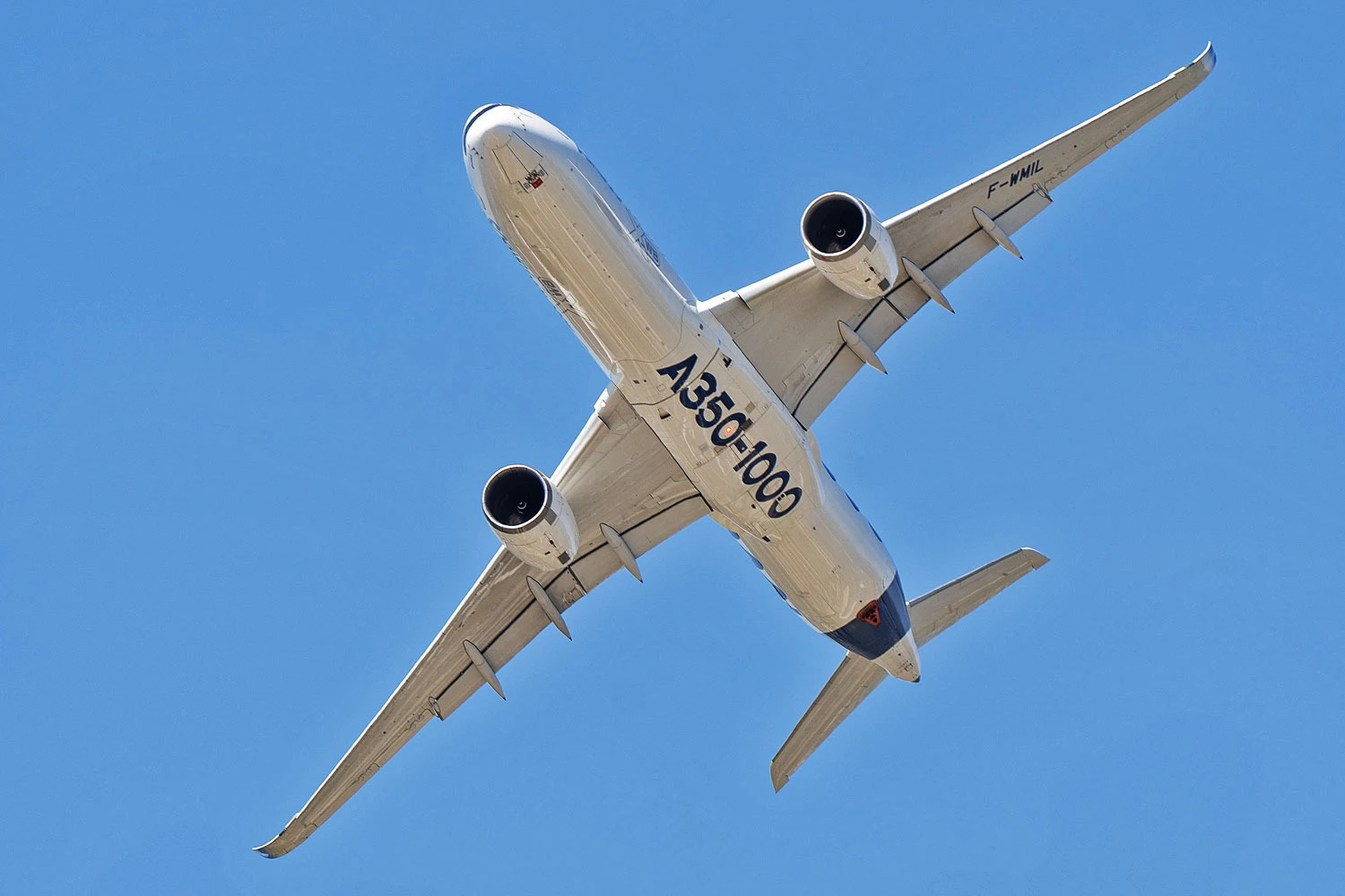 Airbus entregou o 100º A350-1000 concluído para a Qatar Airways