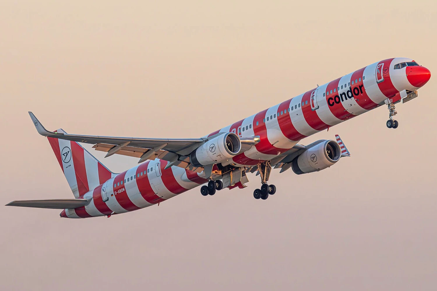 Condor irá aposentar frota de Boeing 757 até novembro