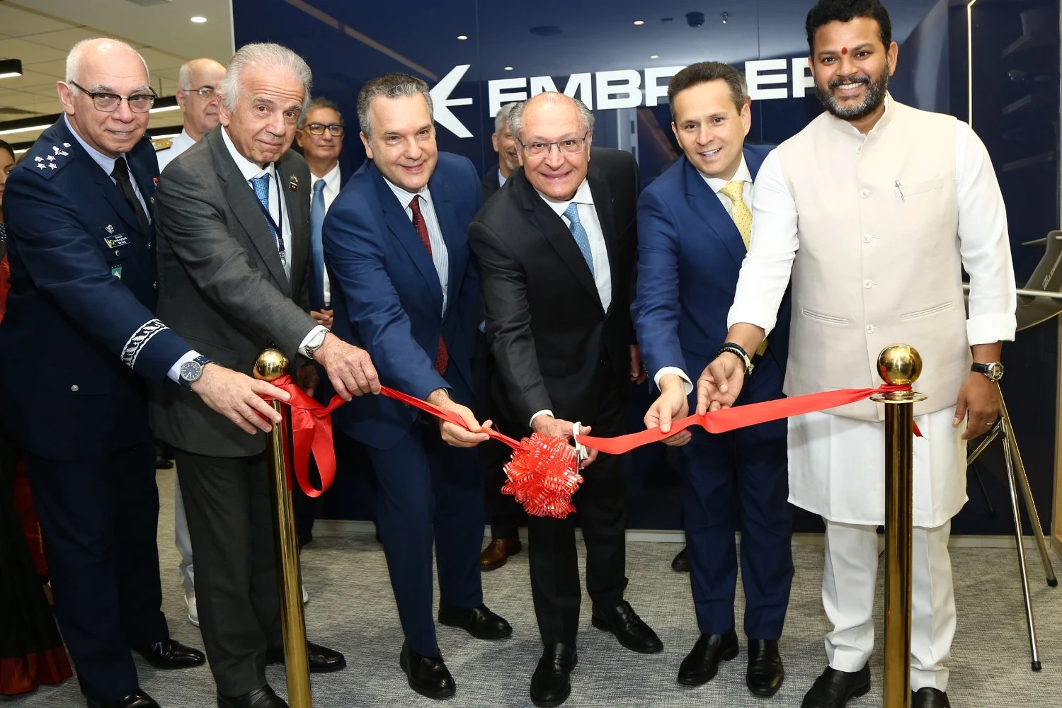 A abertura do escritório na Índia contou com a presença de autoridades e executivos de parceiros