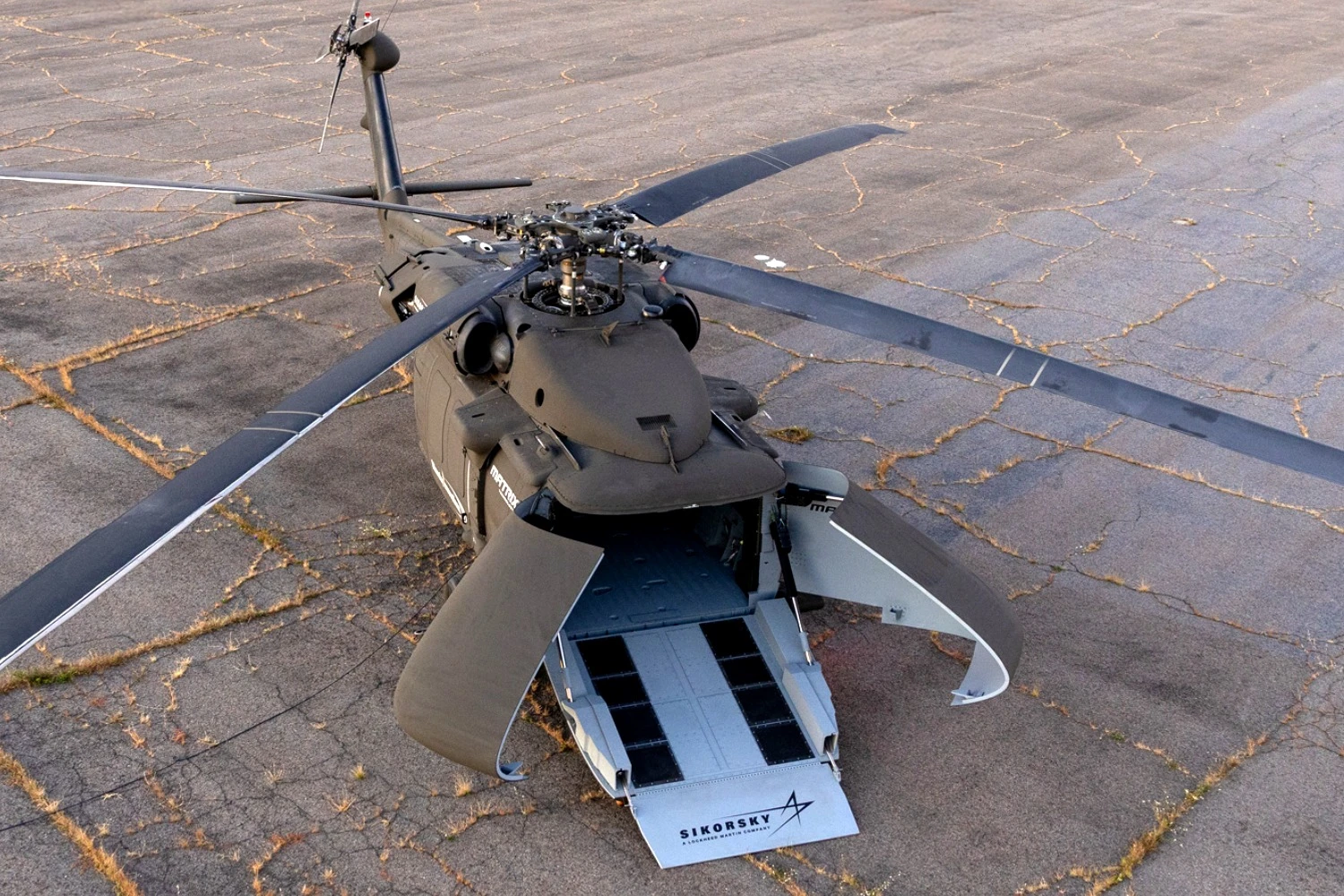 Sikorsky cria versão autonôma do helicóptero Black Hawk
