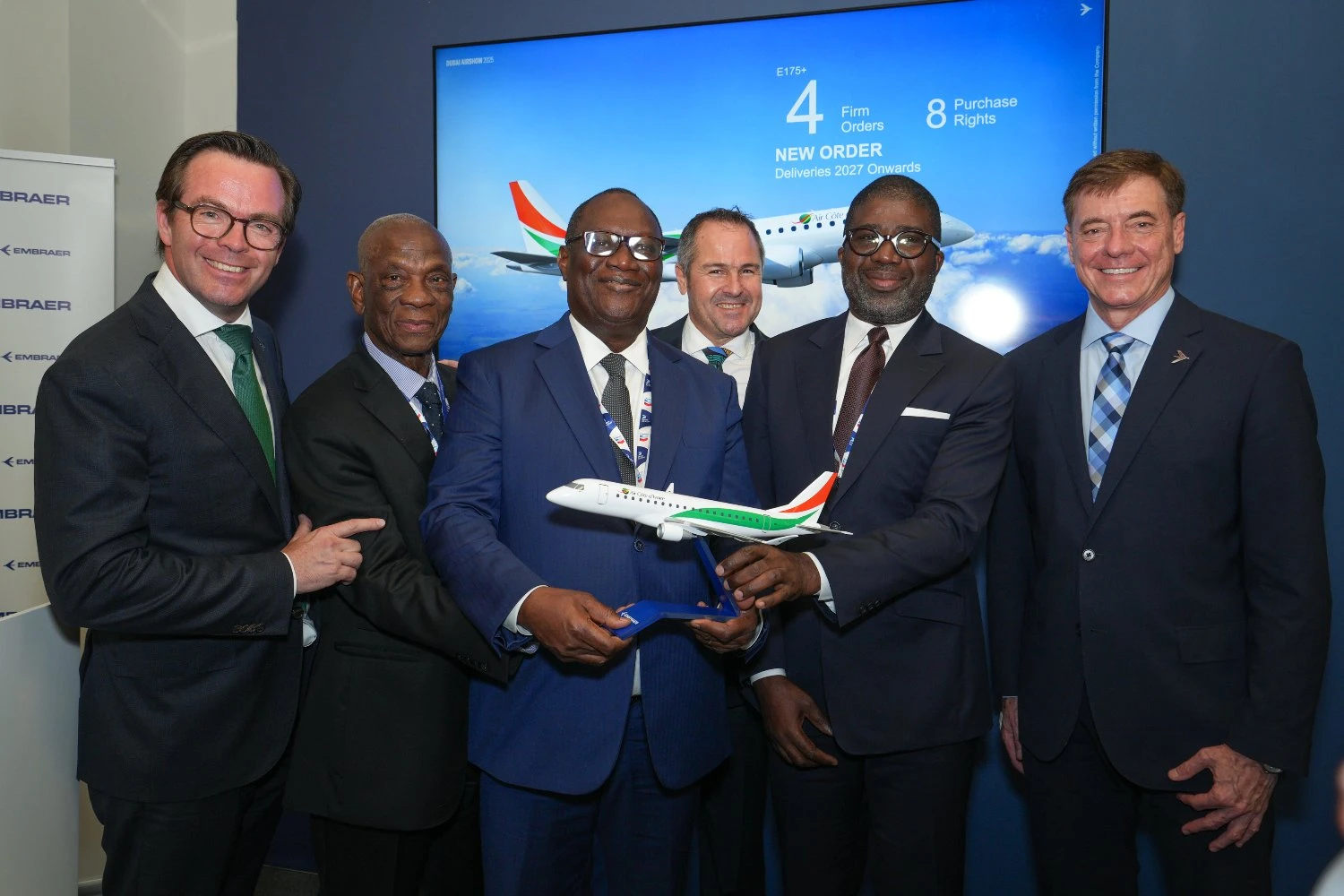 Executivos da Embraer e da Air Côte d’Ivoire (Embraer)