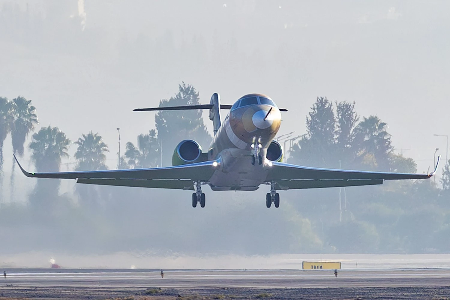 Jato executivo Gulfstream G300 realiza seu primeiro voo em Israel