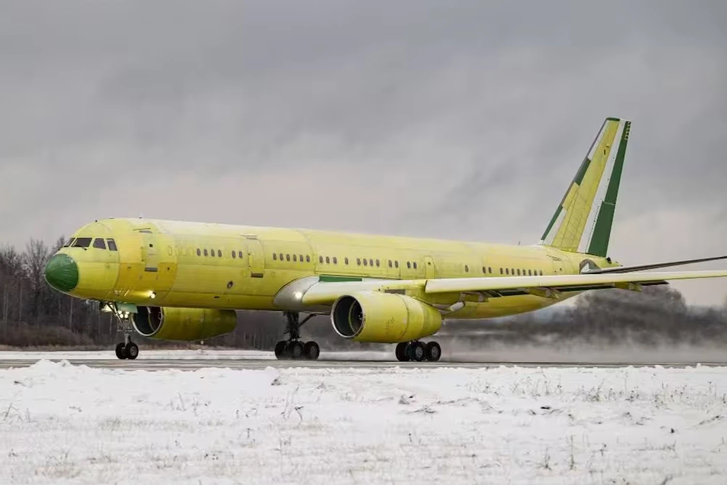 Rússia realiza primeiro voo do novo Tu-214 nacional em Kazan