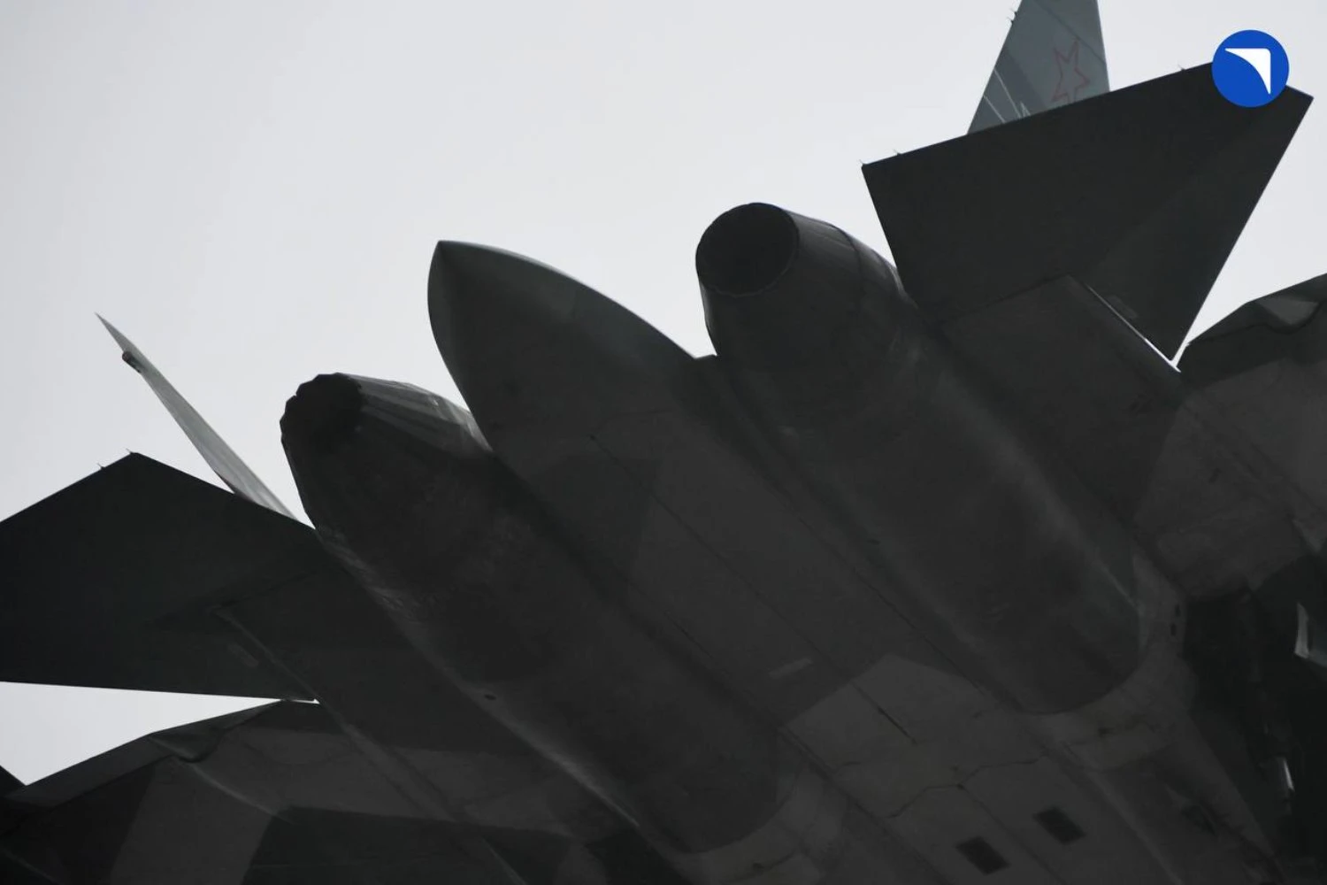 Rússia realiza o primeiro voo do caça Su-57 com seu motor definitivo