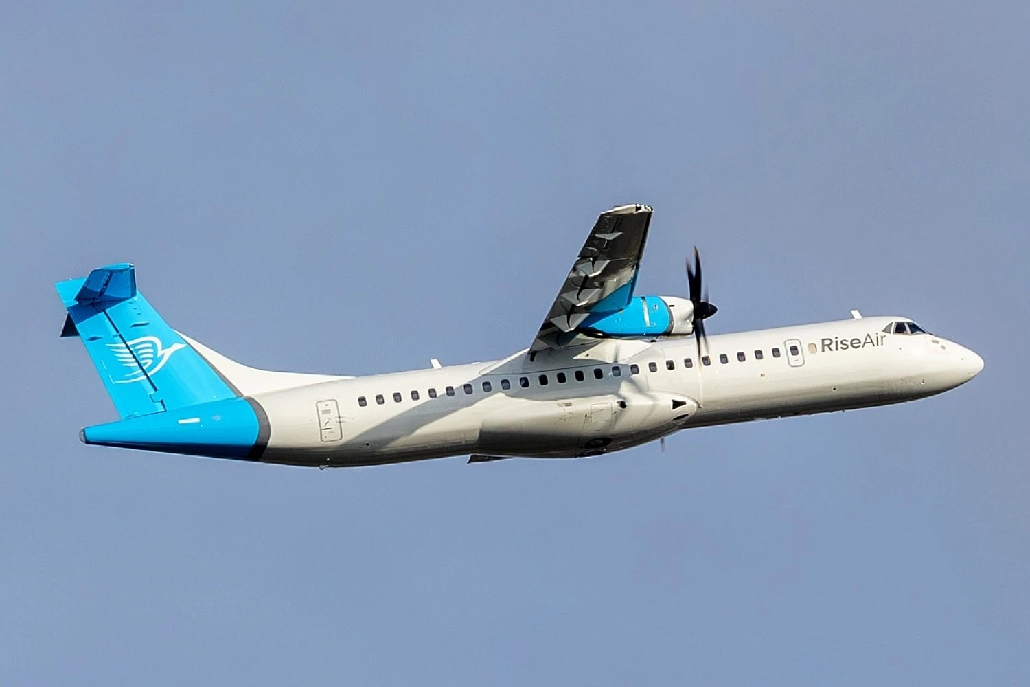 Rise Air recebe primeiro ATR 72-600, se torna cliente inaugural canadense