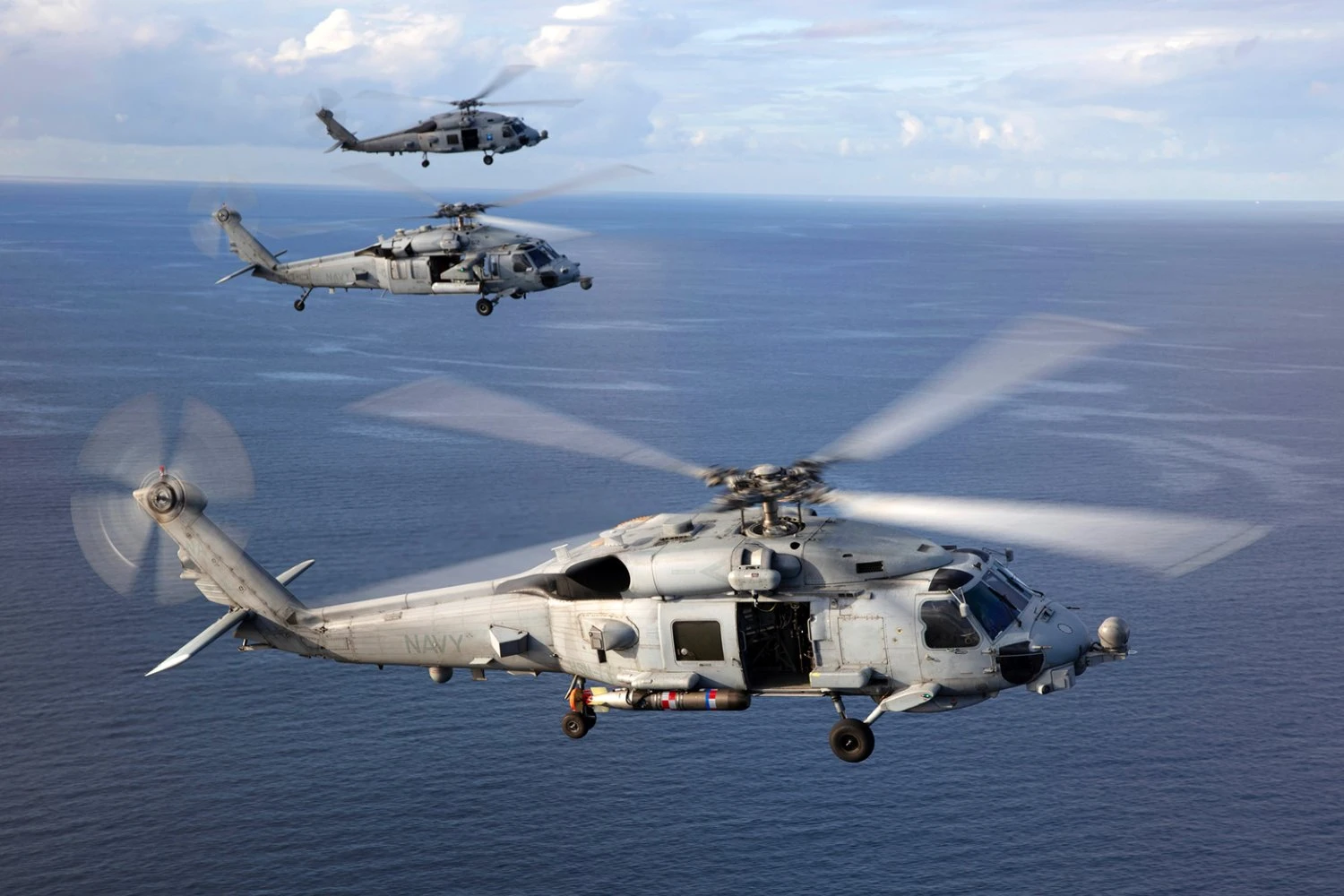 Marinha dos EUA recebe 350º helicóptero MH-60R da Sikorsky