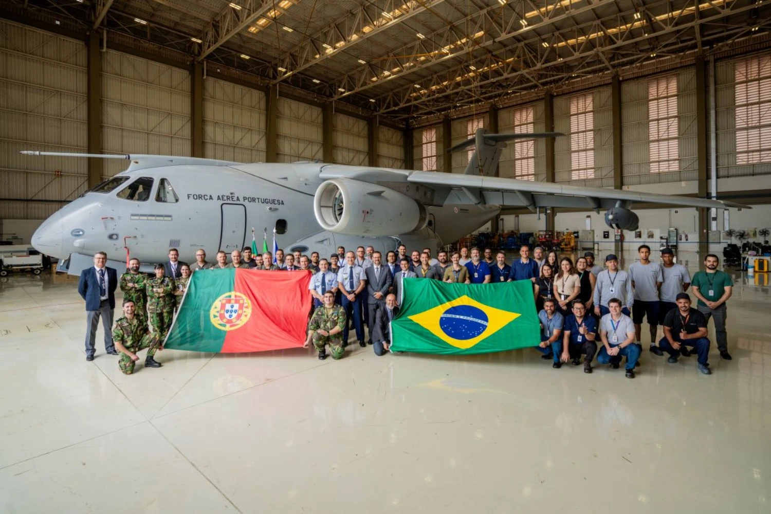 Portugal recebe quarto KC-390, agora equipado com kit de reabastecimento em voo