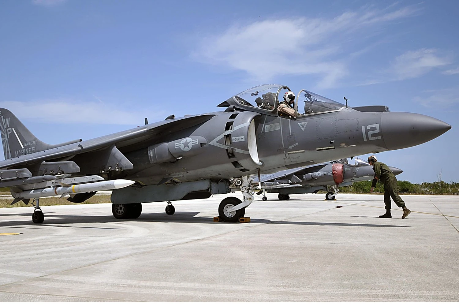 Corpo de Fuzileiros Navais dos EUA aposentará o AV-8B Harrier II em junho