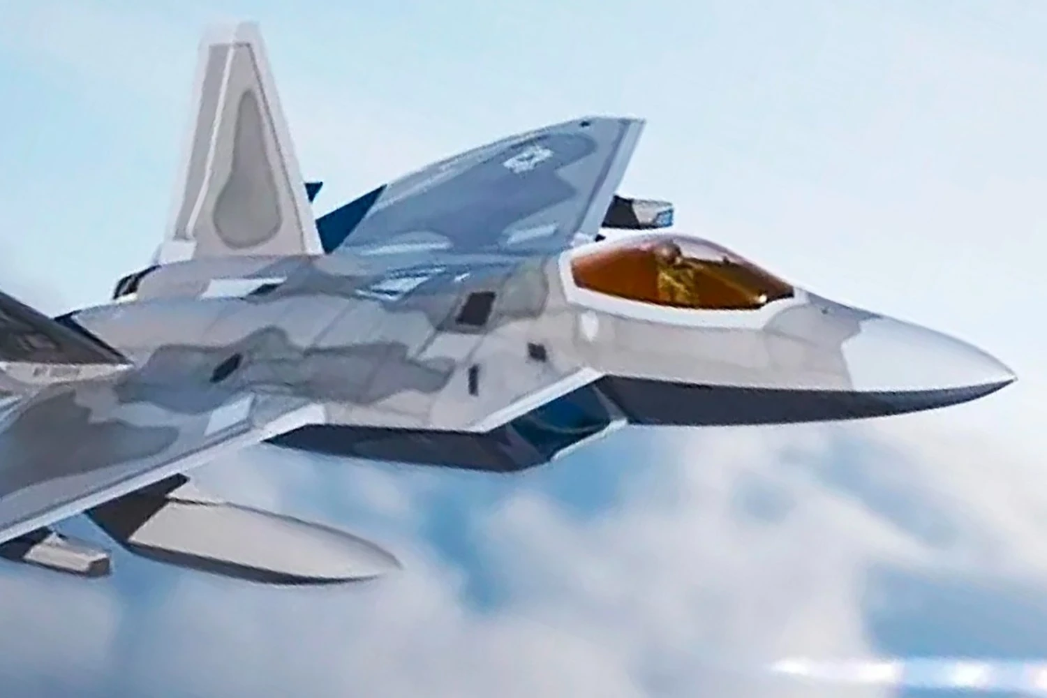 Lockheed Martin já produz tanques 'invisíveis' para o caça F-22