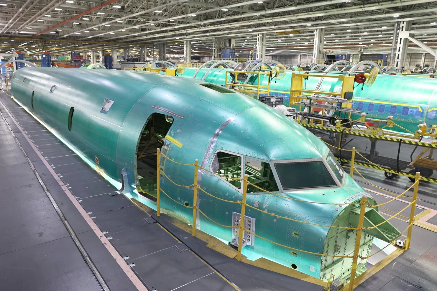 Boeing tem contrato até 140 novos funcionários por semana para apoiar aumento na produção de jatos