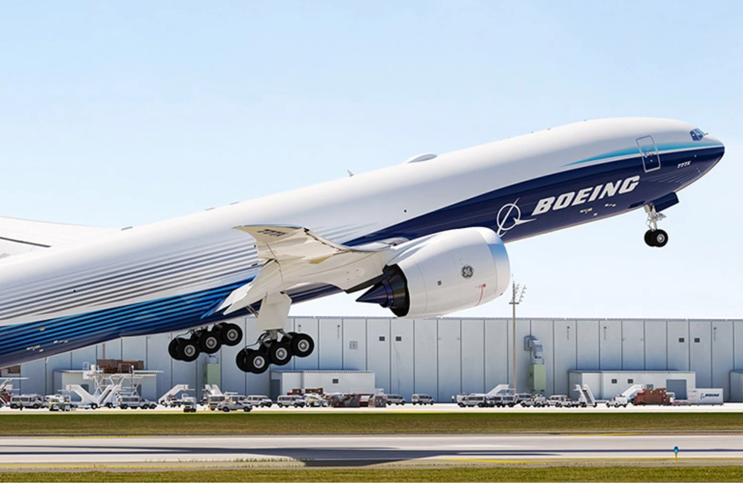 Primeiro 777-8 Freighter é flagrado quase pronto na Boeing