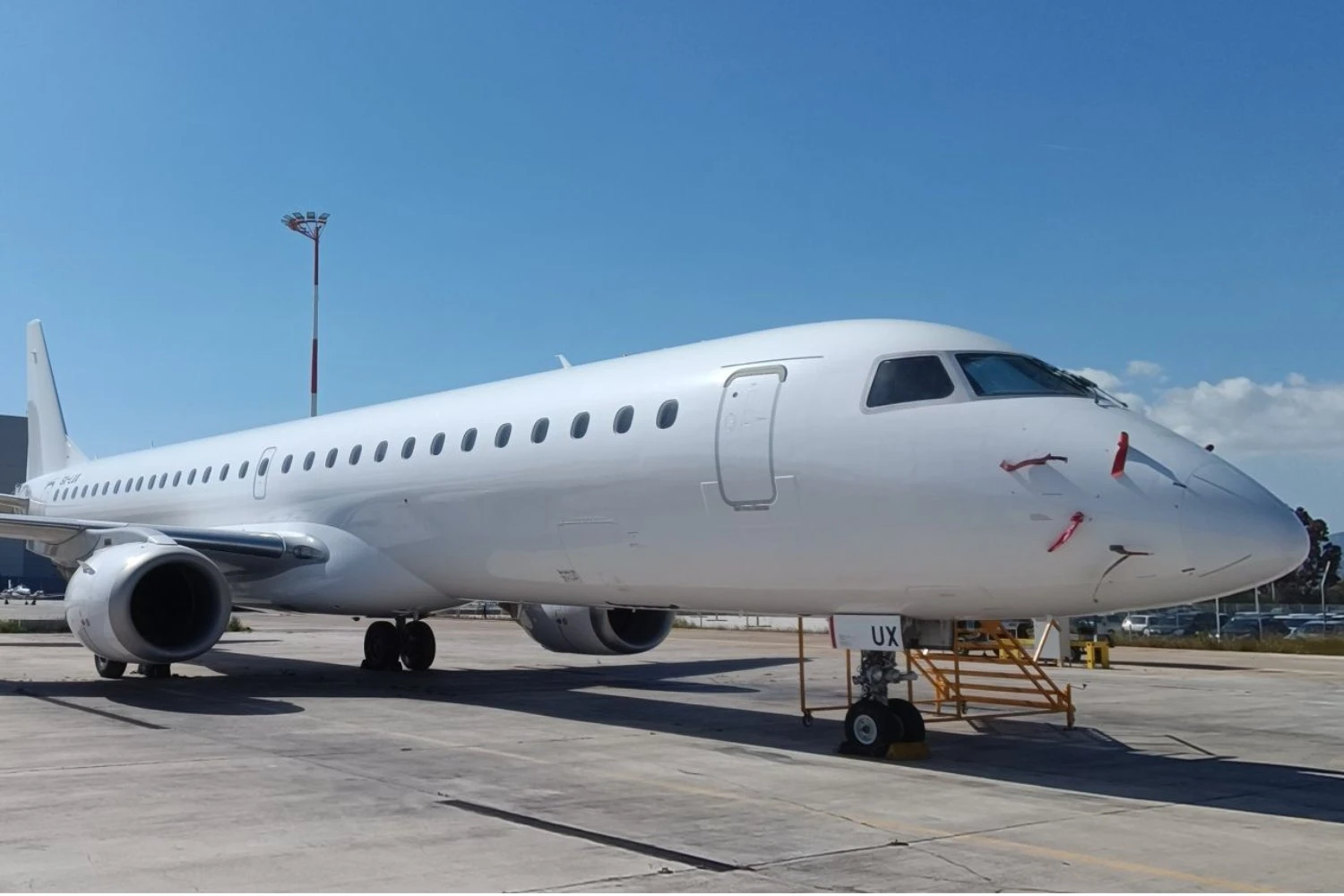 Marathon Airlines recebe mais um E195 que vai voar na companhia do ex-dono da Avianca