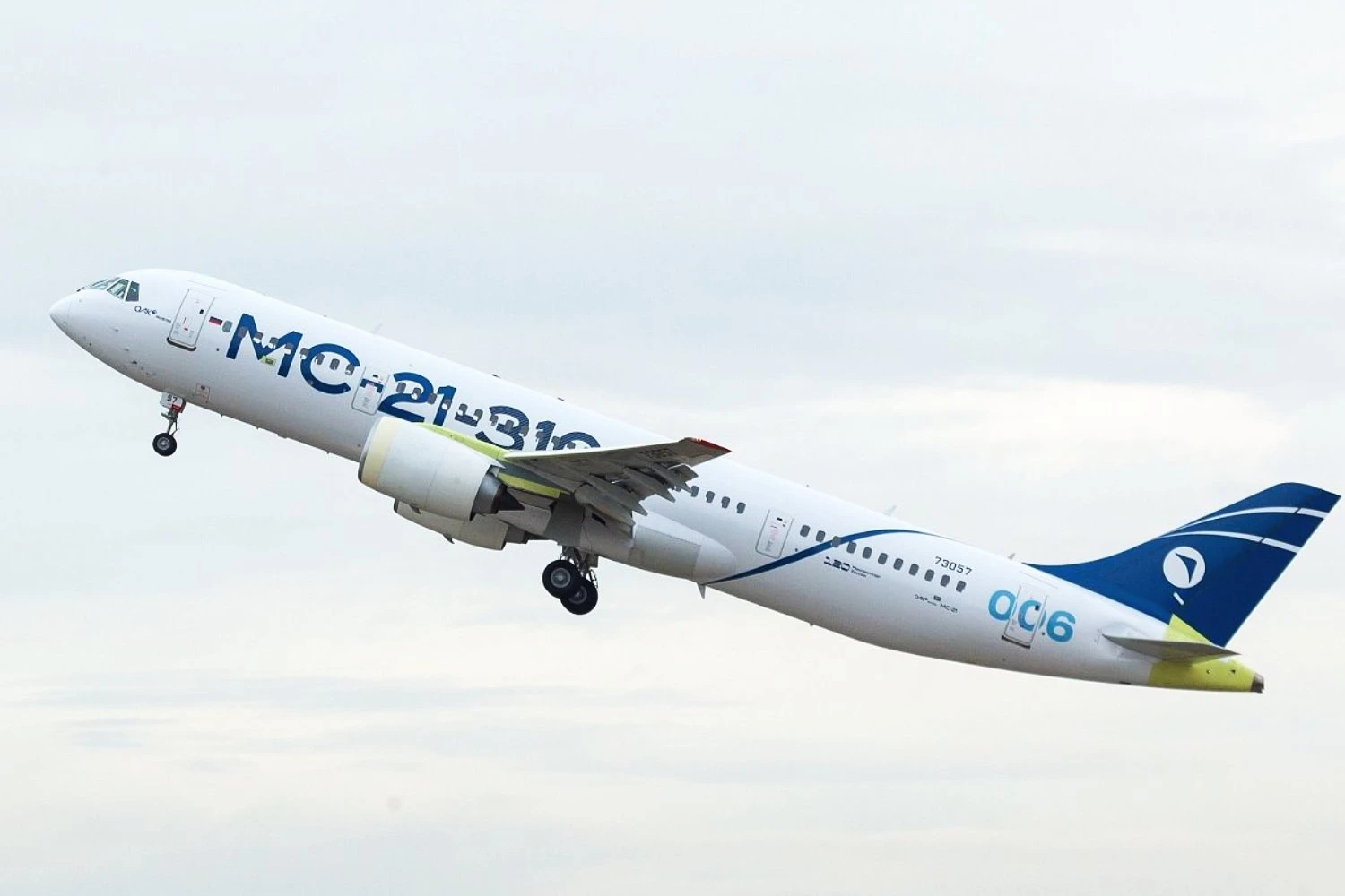 Rússia quer aprovar seus três novos aviões de passageiros em 2026