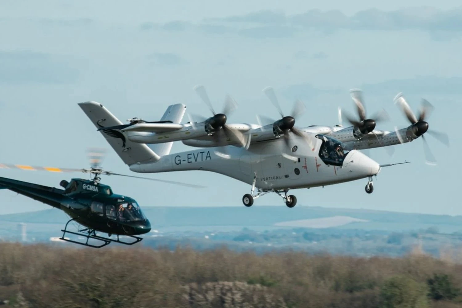 Vertical completa transição pilotada de impulso do aeronave eVTOL
