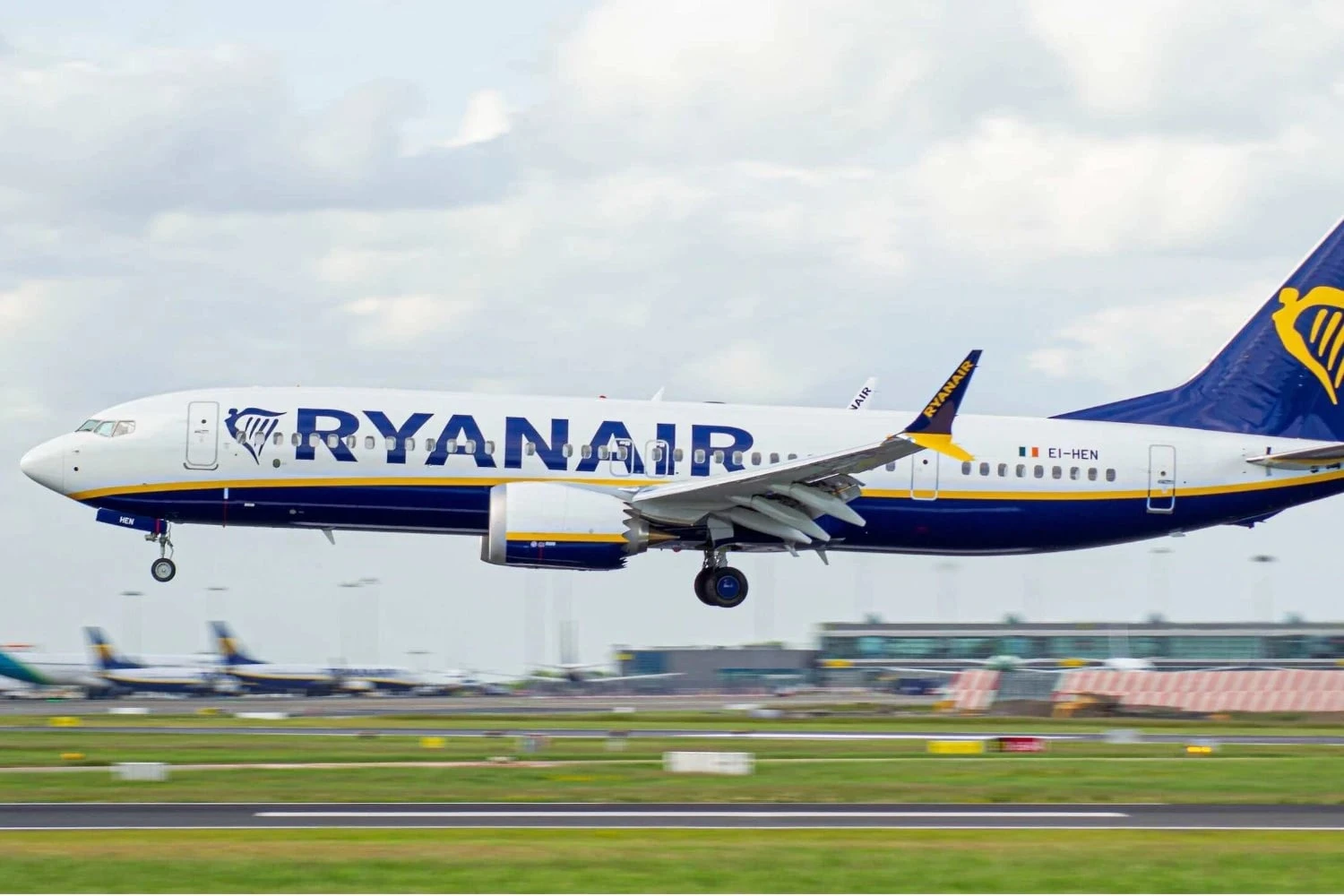 Ryanair decide fechar base no Aeroporto de Berlim alegando custos elevados