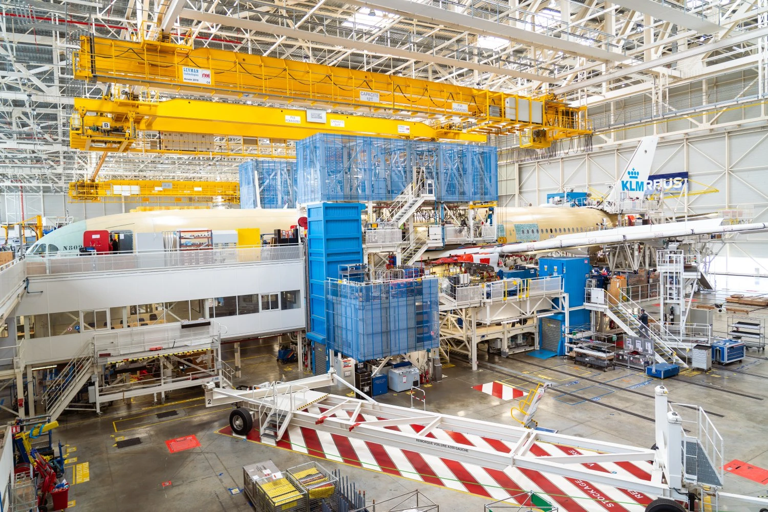 Primeiro A350 da KLM entra na reta final de montagem